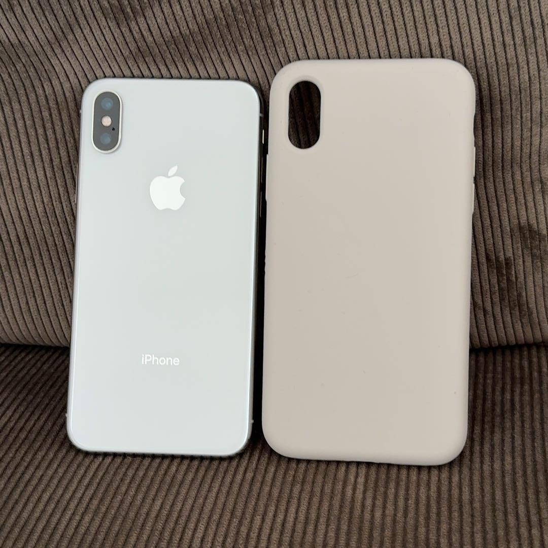 極美品　iPhoneX ホワイト　64GB ケース付き