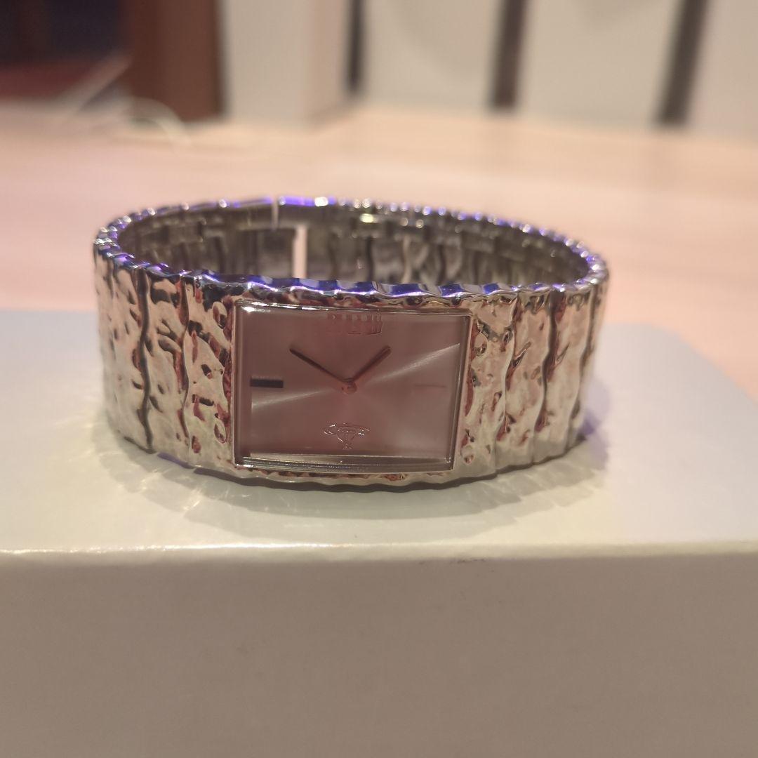 Vivienne Westwood シルバー バングル時計　ストーンヘンジ