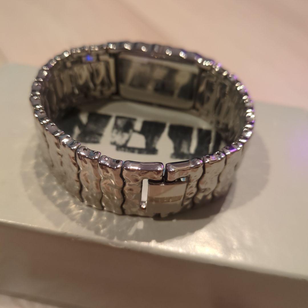 Vivienne Westwood シルバー バングル時計　ストーンヘンジ