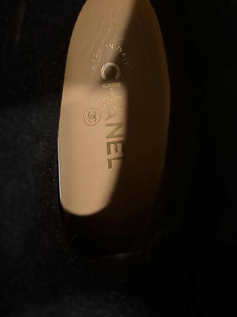 【完売】美品CHANELシャネル　レインブーツ♡ベロア22〜24cmの方に