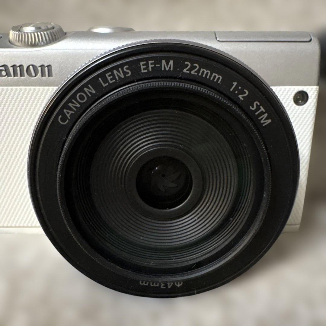 Canon EOS M100 ミラーレスカメラ レンズ付き