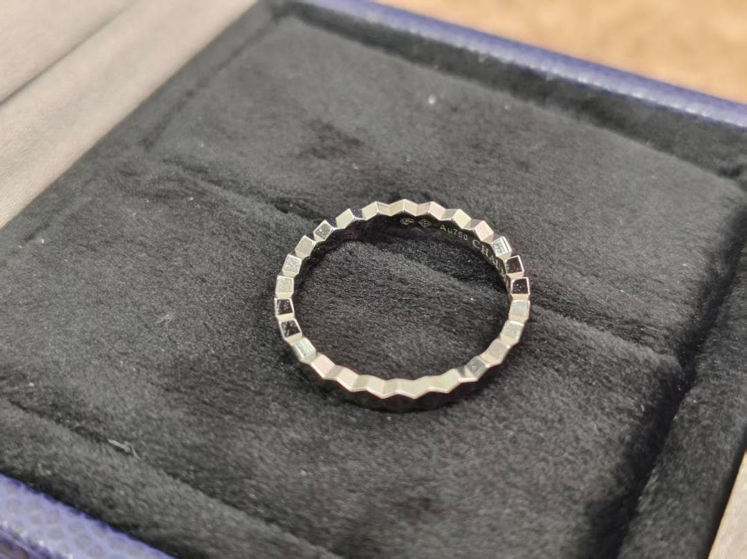 Chaumetビー マイ ラブ コレクション ハニカム リング ホワイトゴールド