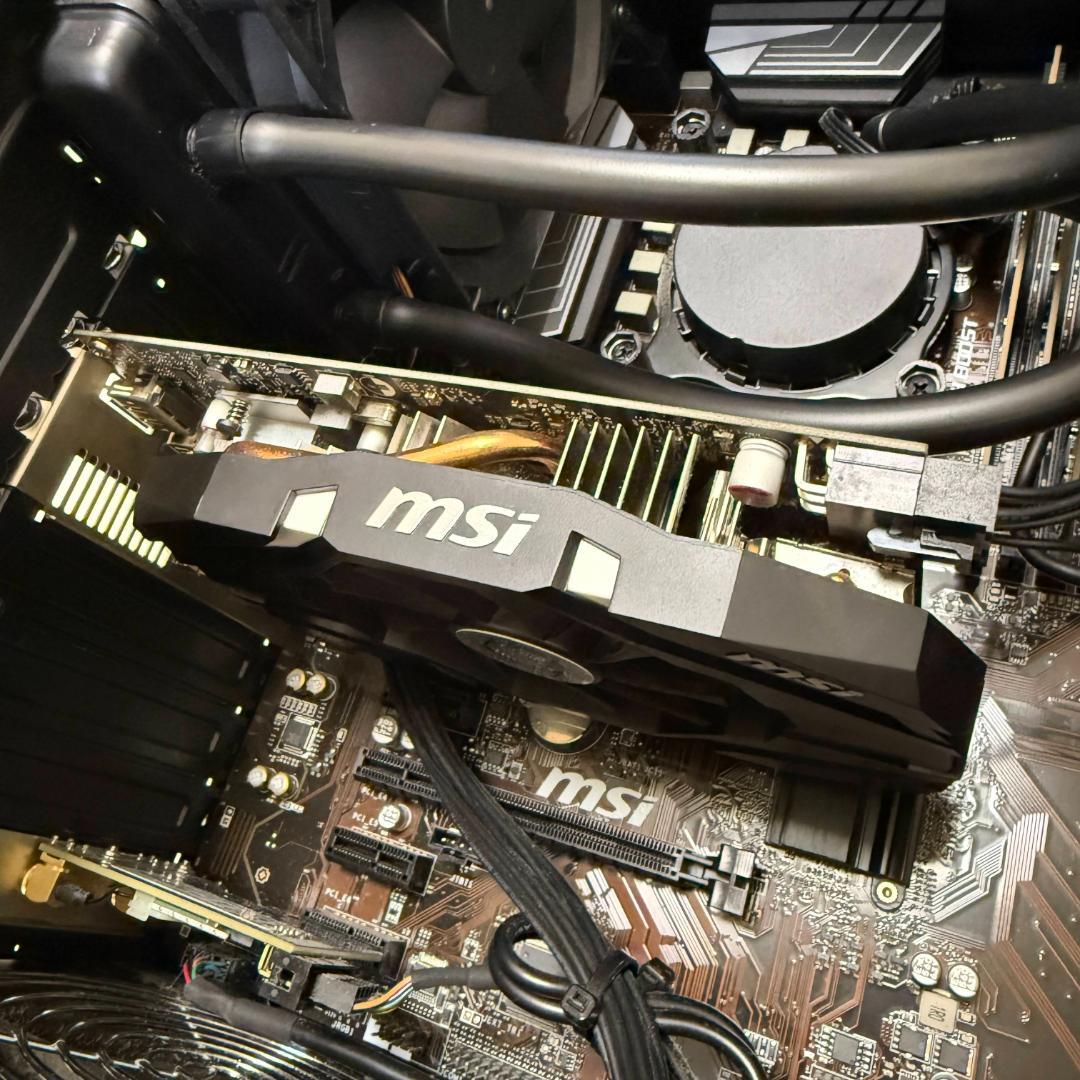 【美品】Mouse コンピューターDAIV KM-I7G6T