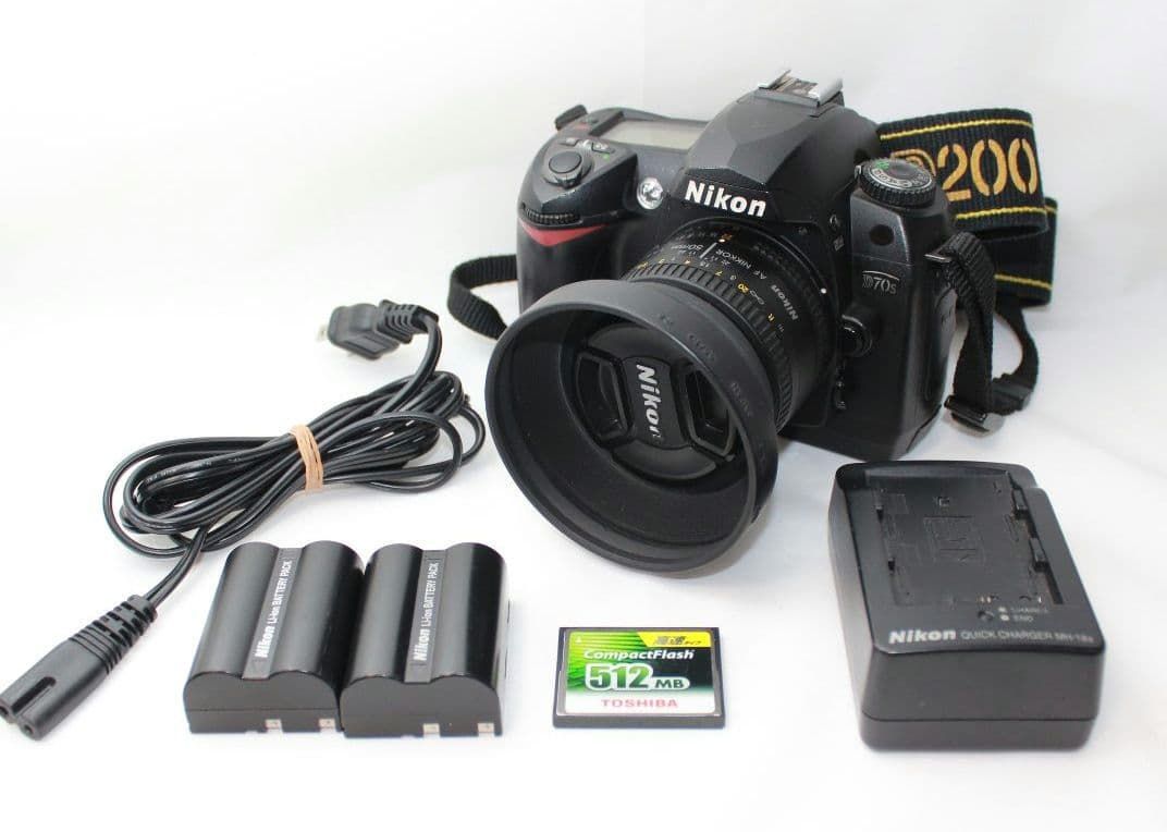 ✨匿名配送✨Nikon D70s ボディ 50mm単焦点レンズ セット