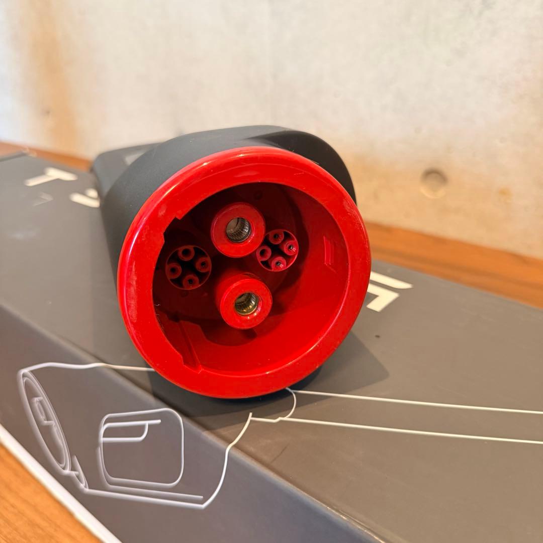 テスラ CHAdeMO 日本製充電アダプター 【純正】