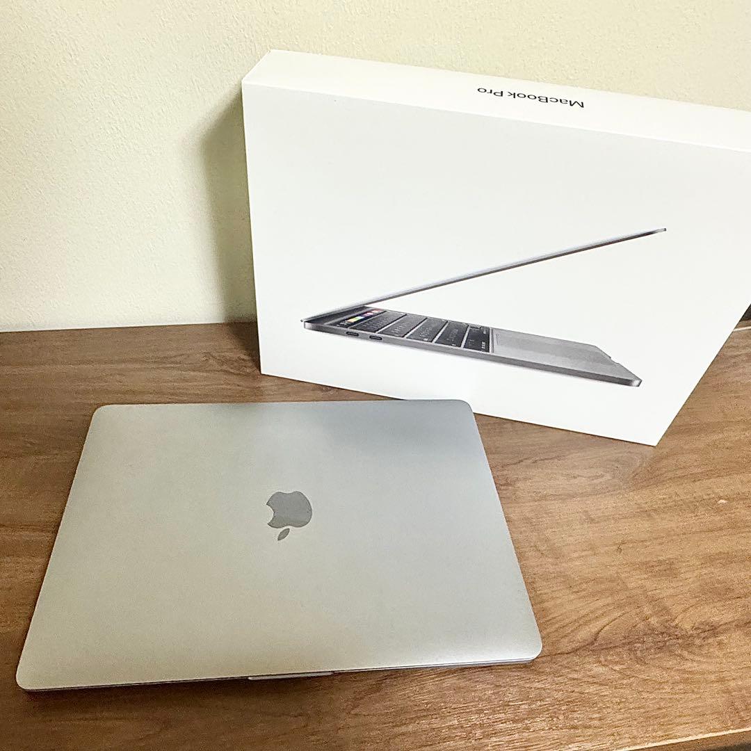 MacBook Pro 13インチ 2020 / 16GB / 256GB