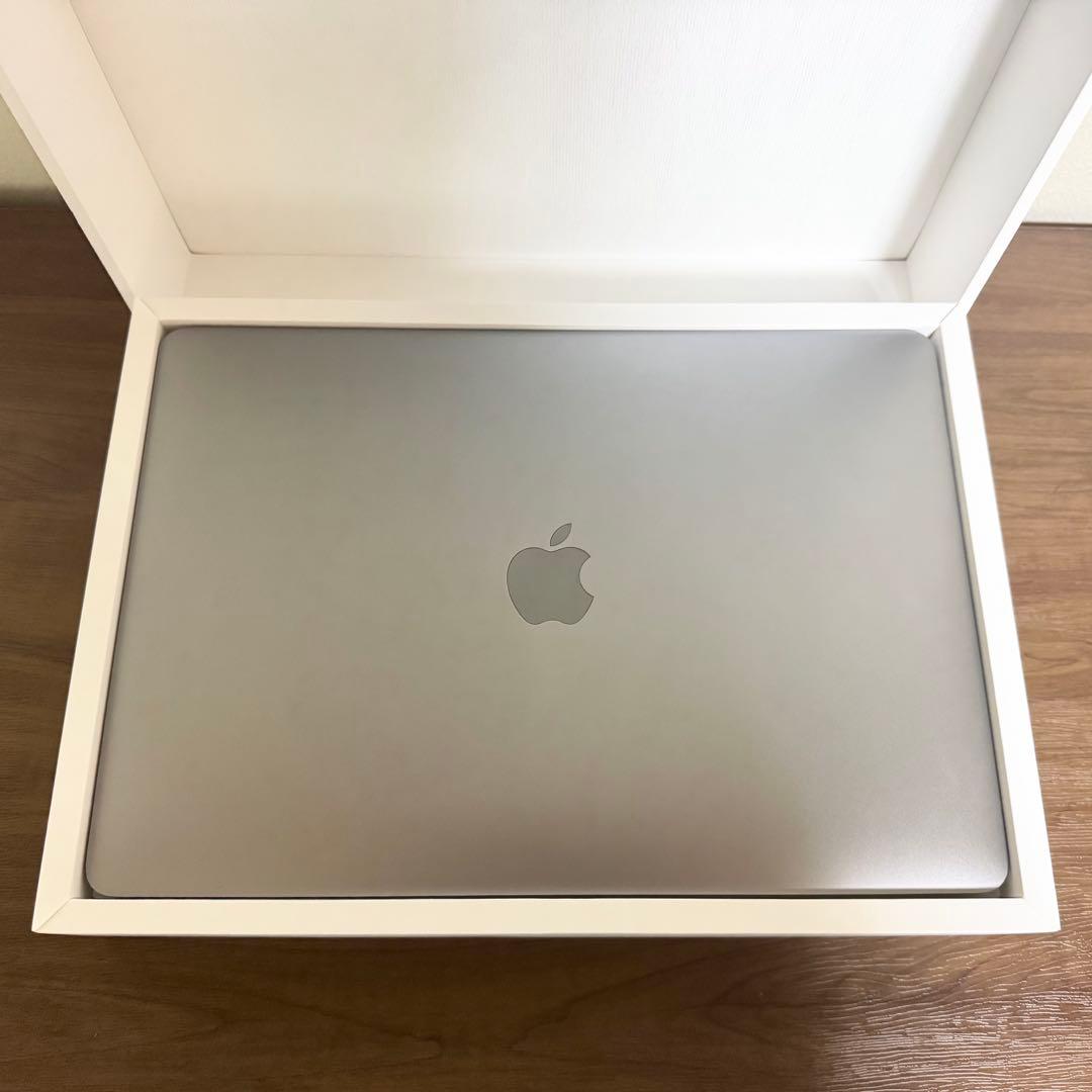 MacBook Pro 13インチ 2020 / 16GB / 256GB