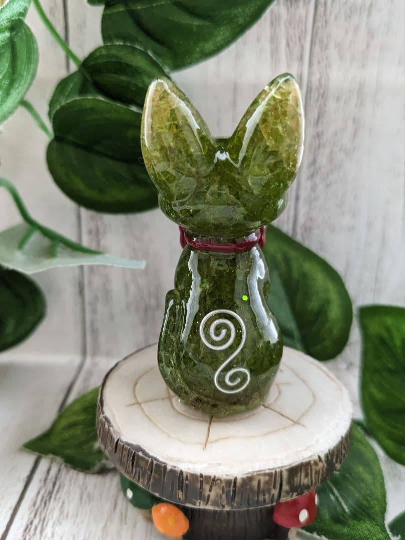 【つる927】ミニサイズ！ペリドットの蝶ネクタイねこちゃん形オルゴ☆他３点