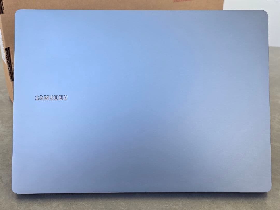 【美品】Samsung Galaxy Book 4 Pro (512GB)