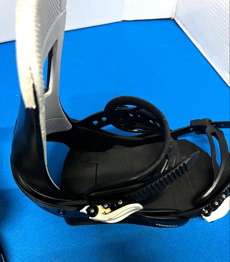 Burton Free Style 22-23 Re-flex M ブラック