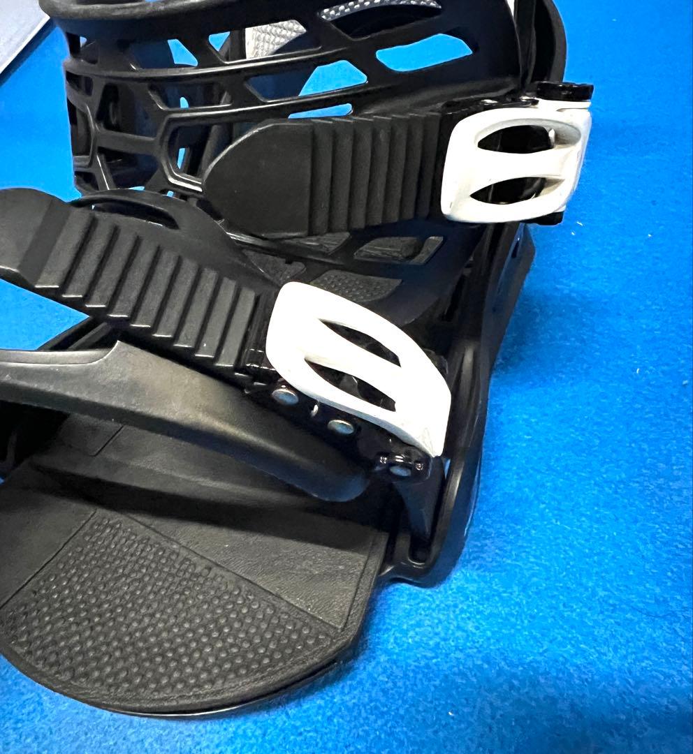 Burton Free Style 22-23 Re-flex M ブラック