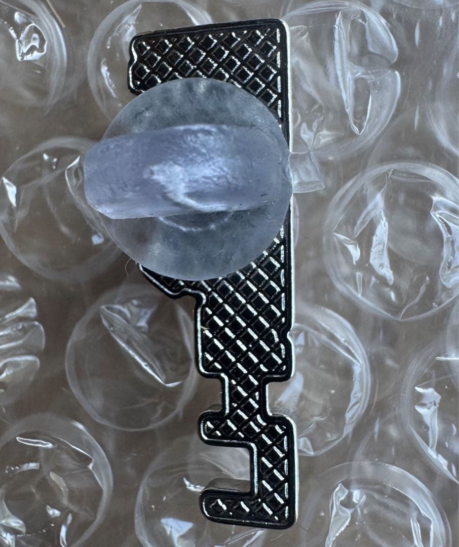 激レア！！　大阪・関西万博　ブラジルパビリオン　スタッフピン　文字タイプ　ピンズ