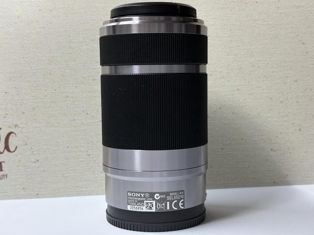★美品★ SONY ソニーズームレンズ E55-210 4.5-6.3 フード付