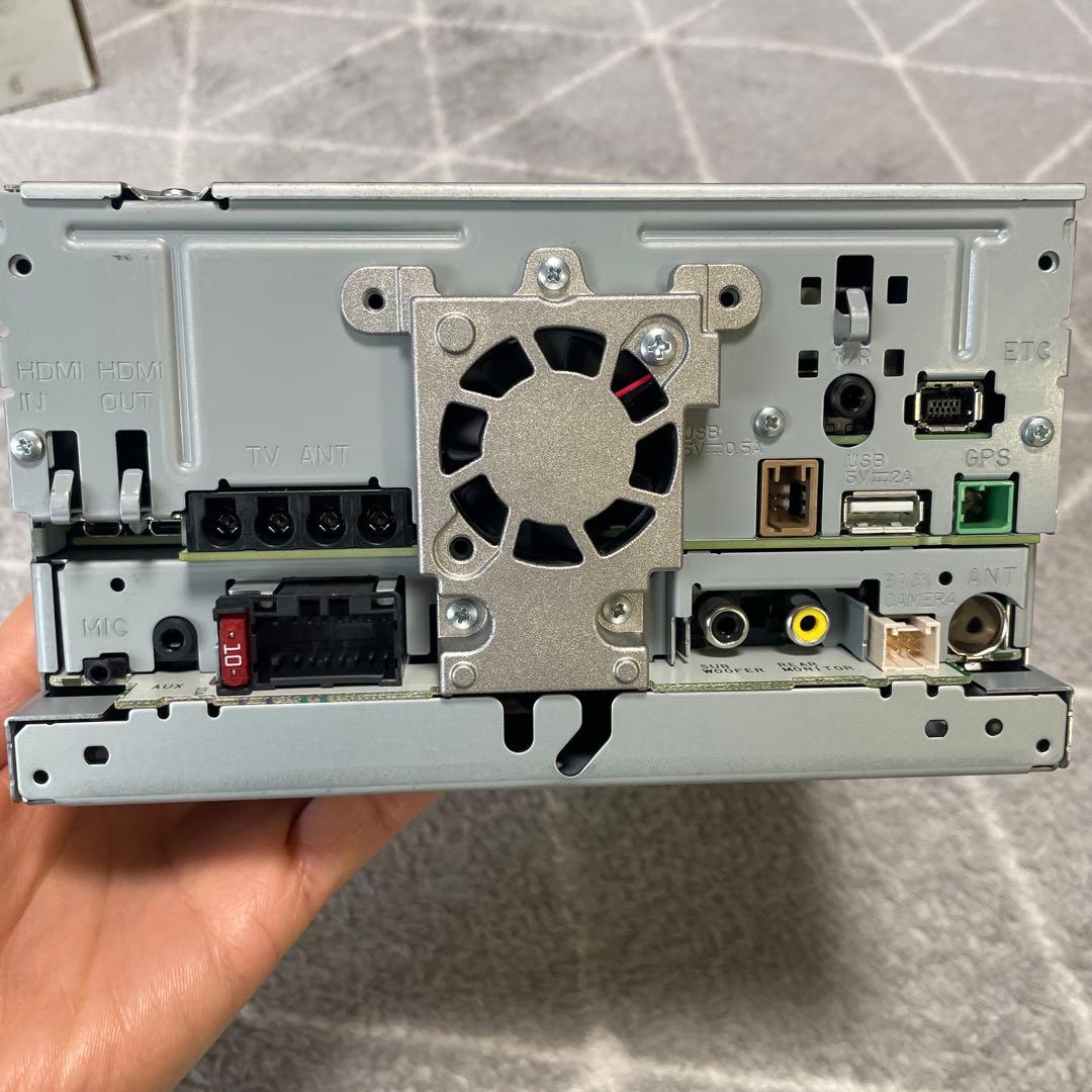 パイオニア　楽ナビ　carrozzeria AVIC-RL810-D カーナビ