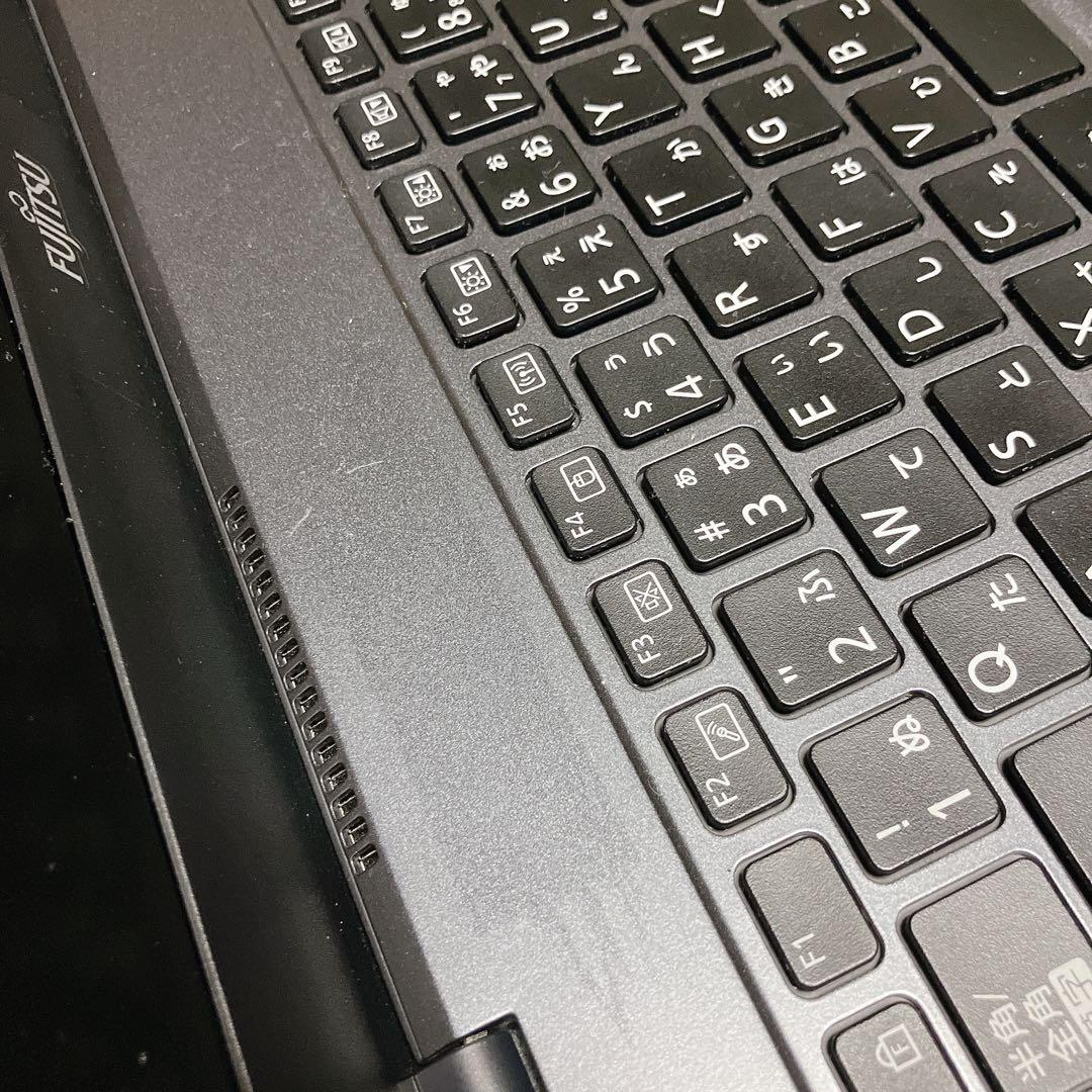 富士通 MU937 Win11　超軽量 サクサクSSD 13.3インチ ノート