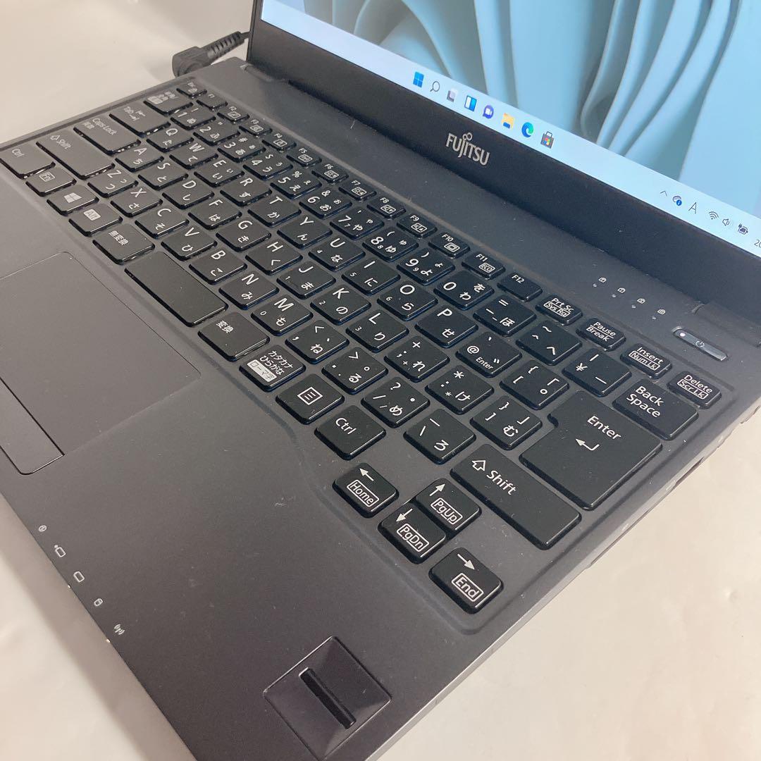 富士通 MU937 Win11　超軽量 サクサクSSD 13.3インチ ノート