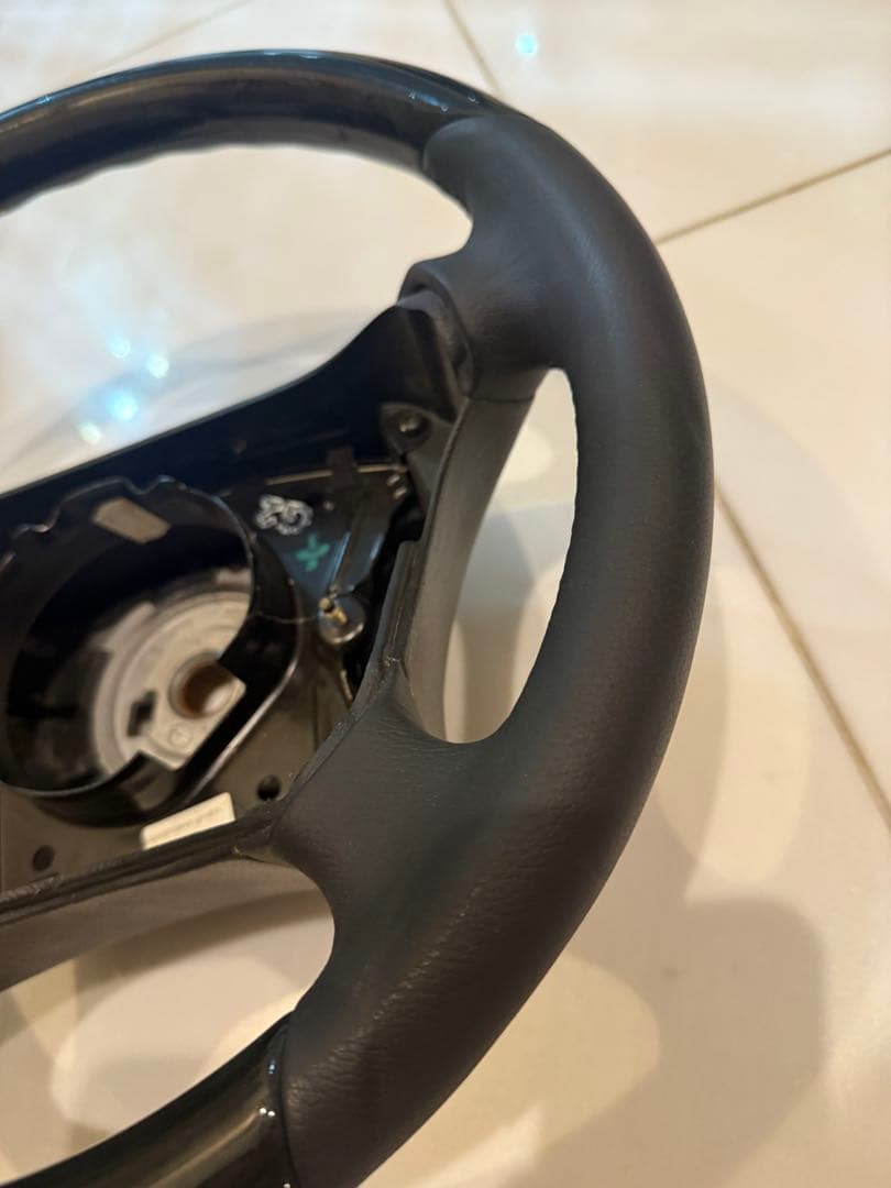 メルセデスベンツ　ステアリング　W210、W211？