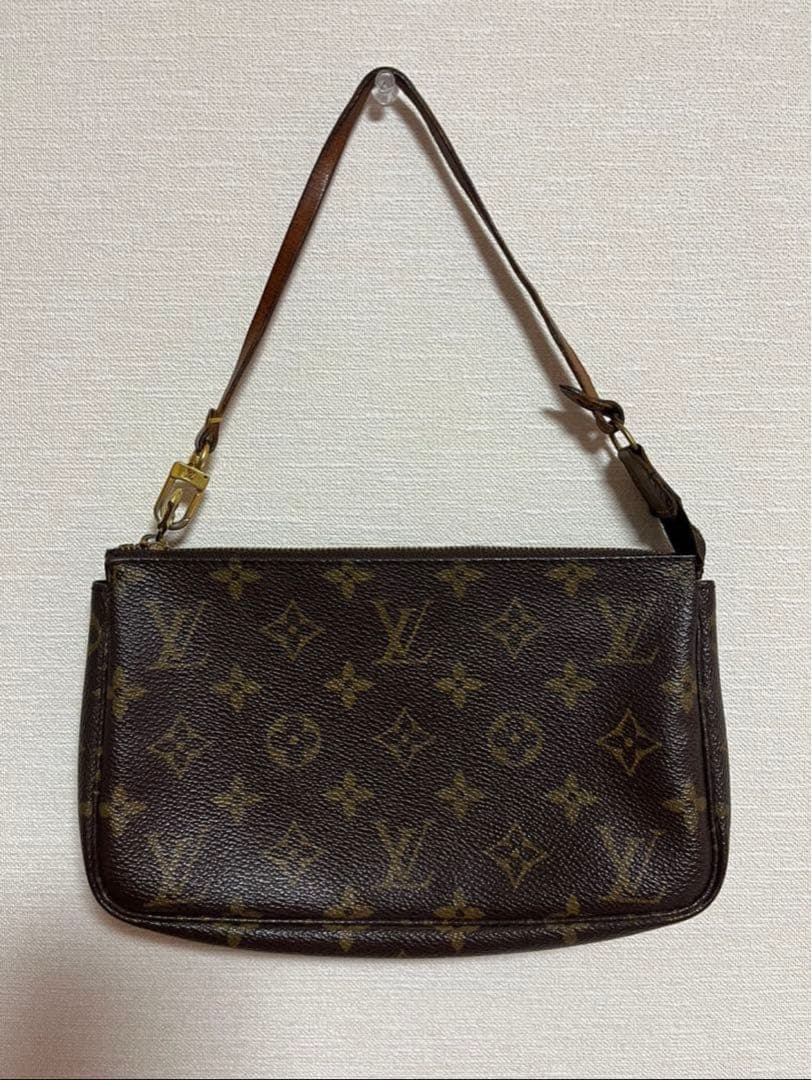 Louis Vuitton モノグラムクラッチバッグ