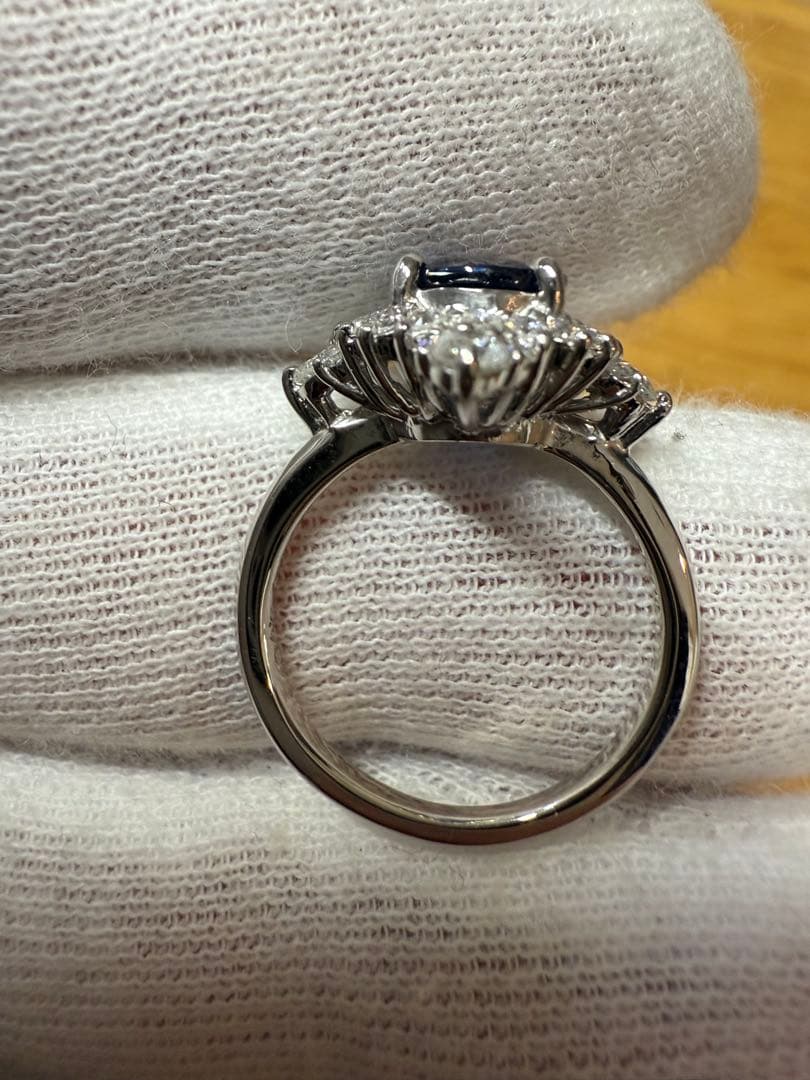 限界突破超特価❣️PTコ-ンフラワーブルーサファイアダイア入りリング 2ctup