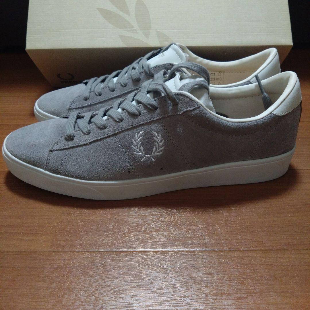 【新品】Fred Perry スエード スニーカー　グレー