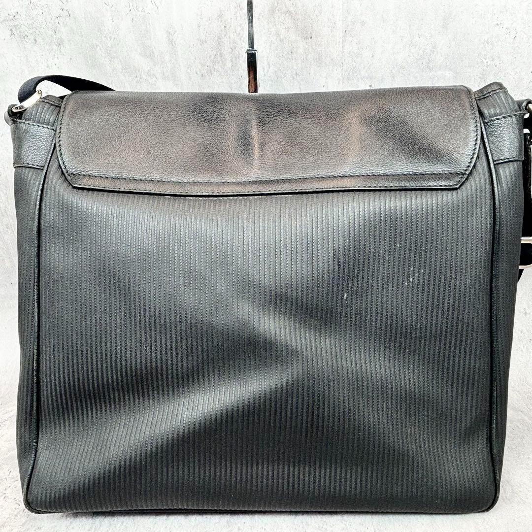 【極美品✨】 ブルガリ メッセンジャーバッグ ミレリゲ レザー ブラック 大容量