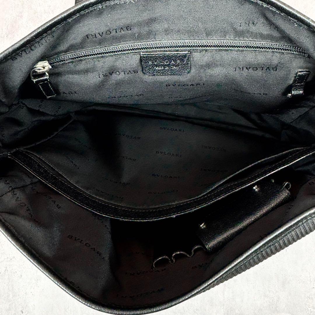 【極美品✨】 ブルガリ メッセンジャーバッグ ミレリゲ レザー ブラック 大容量