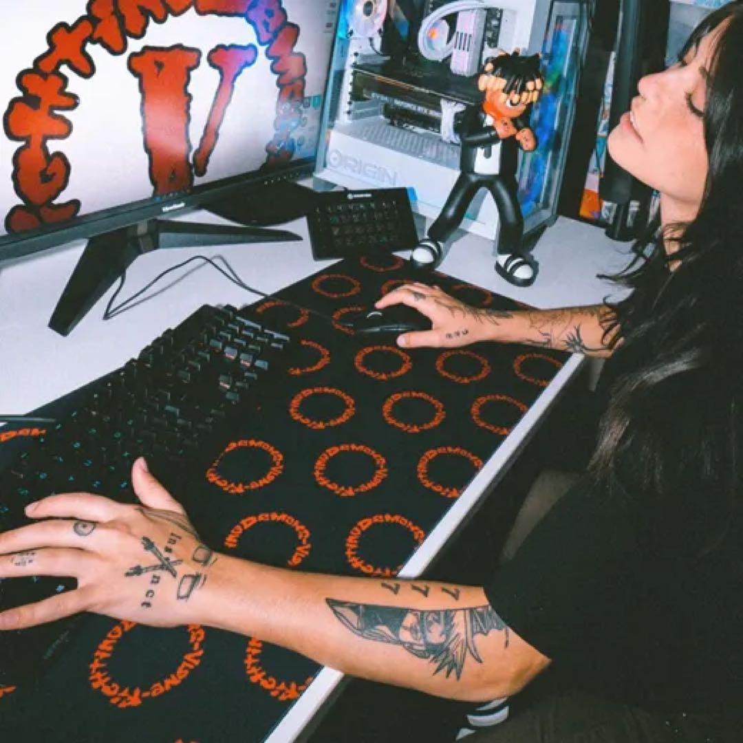 新品Juice wrld×VLONE CIRCLES MOUSEPAD