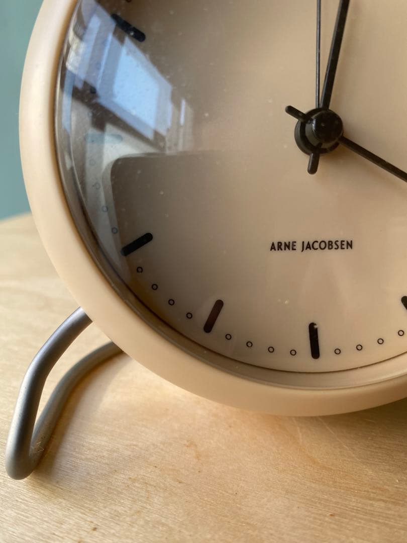 ARNE JACOBSEN テーブルクロック CITY HALL マットサンド