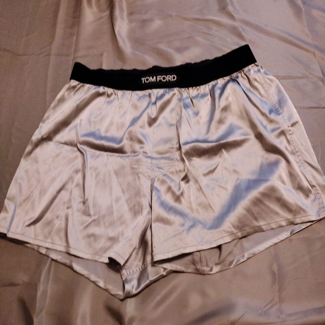 TOM FORD シルク シルバー ボクサーショーツ
