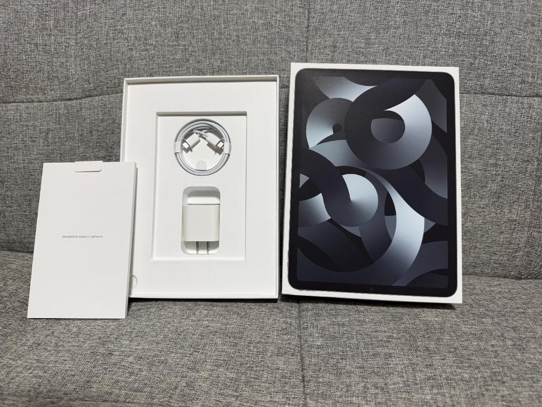 Apple iPad Air5 (第5世代) 256GB スペースグレー