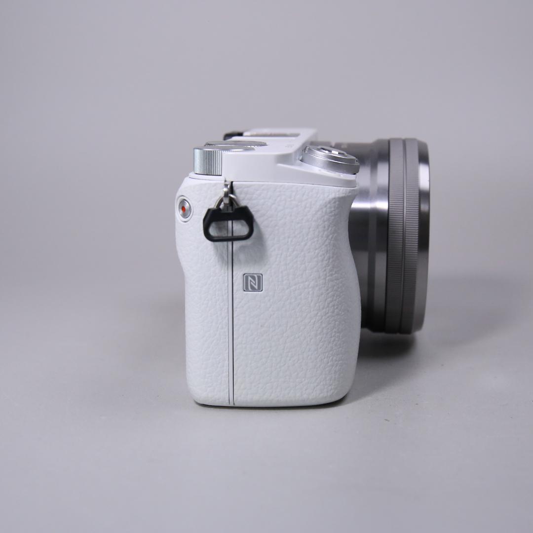 ☆ショット7905回☆SONY a6000 標準ズーム ホワイト　＃401