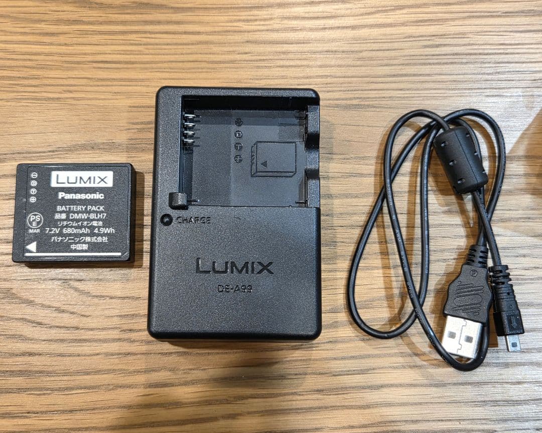 LUMIX DMC-GF7ミラーレス一眼レフ