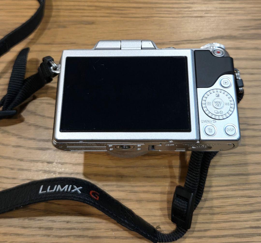 LUMIX DMC-GF7ミラーレス一眼レフ