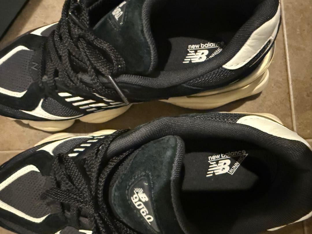 New Balance 9960 ブラック/ホワイト　スニーカー　ニューバランス