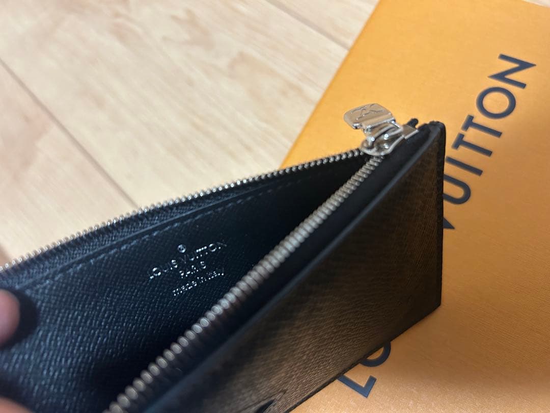 LOUIS VUITTON カードホルダー
