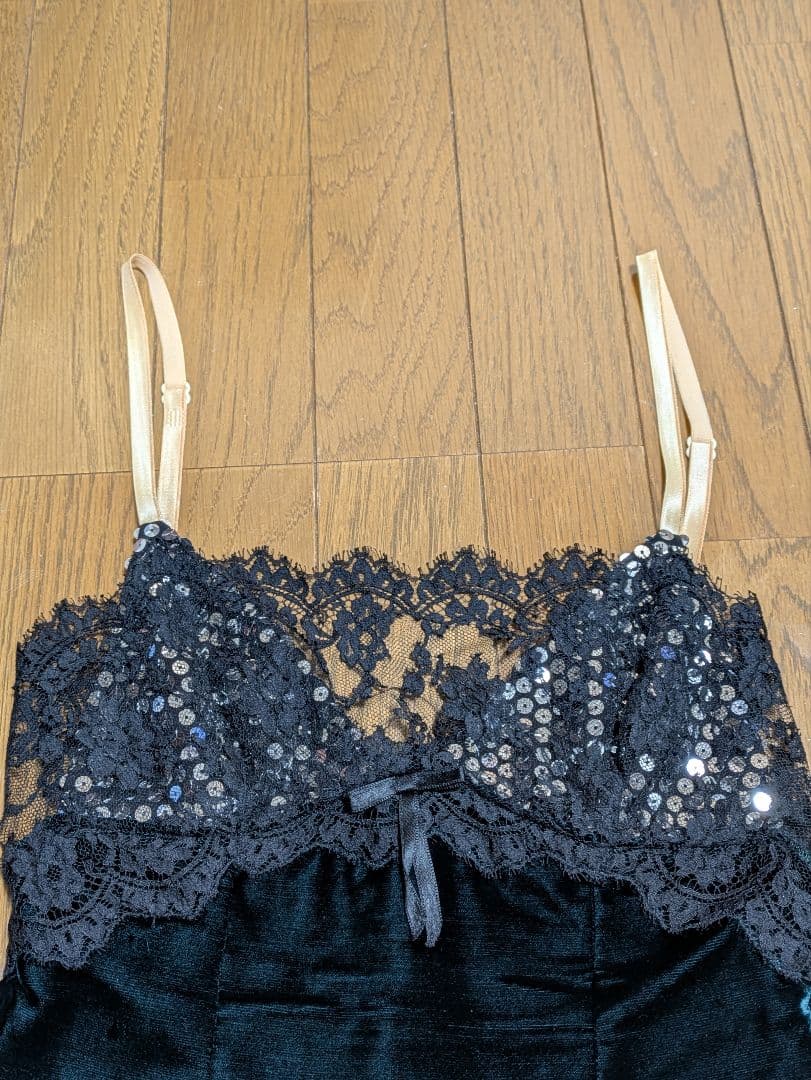 レアー！DOLCE＆GABBANA イタリア製　レーススパンコールキャミソール