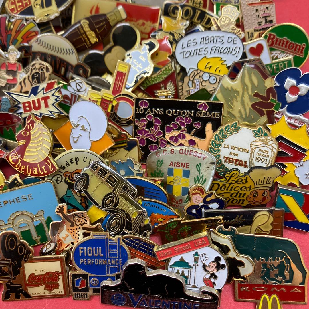 フランス雑貨★ピンバッジ大量220個セット★