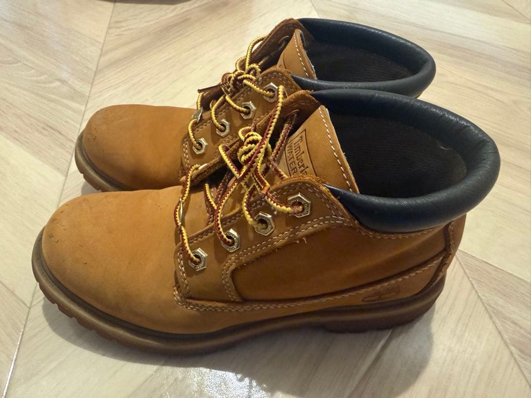 Timberland ブラウンレザー ワークブーツ　レディース　丈短め