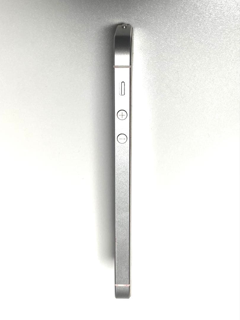 iPhone SE_32GB_SIMフリー_アクティベーションロックなし_極美品