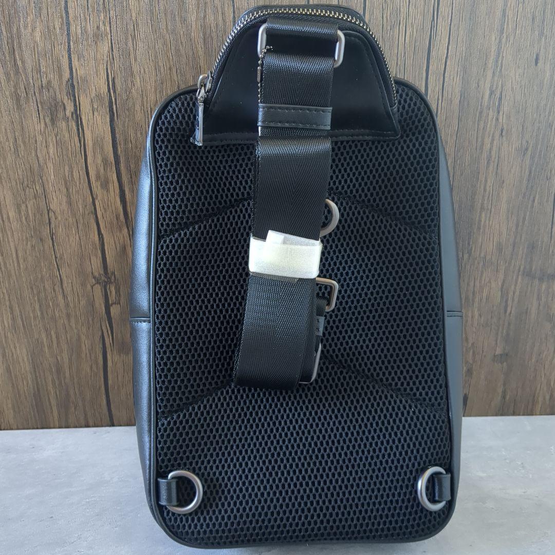 【新品】COACH　イーサン パック・シグネチャー キャンバス