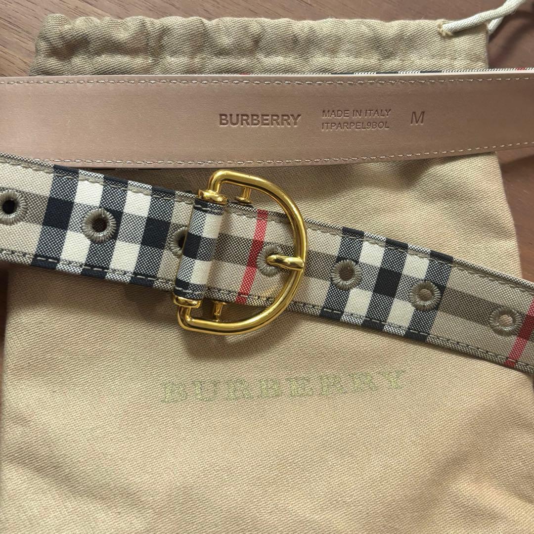 【最終価格1/19まで】Burberry チェック柄レザーベルト