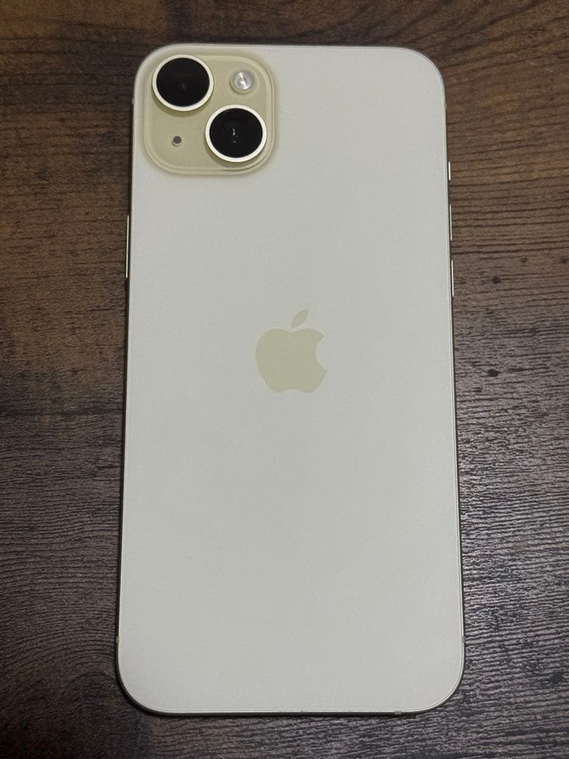 iPhone15plus イエロー