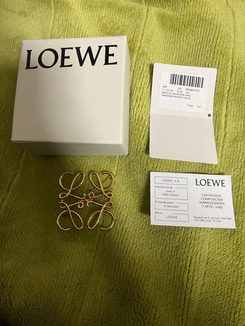 2時間限定価格 LOEWE アナグラム ブローチ ロエベ