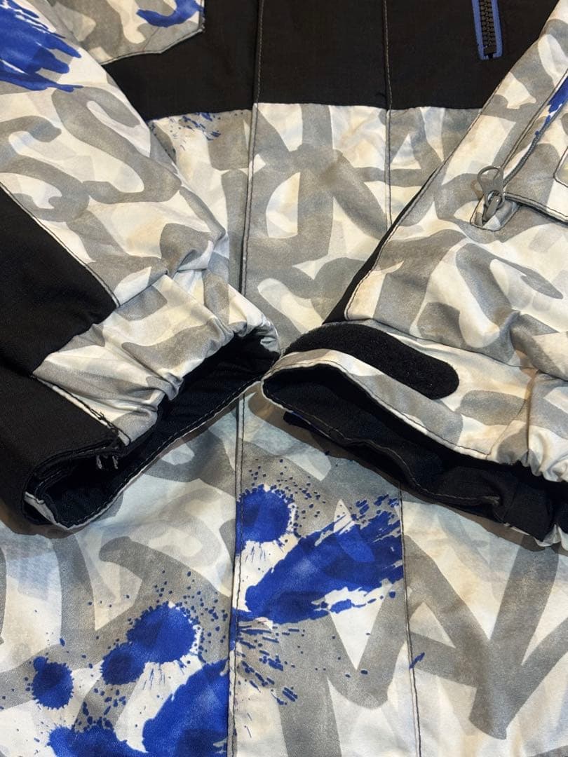 1回着！美品！キスマーク　スノボウェア　上下セット　Ｌ　kissmark