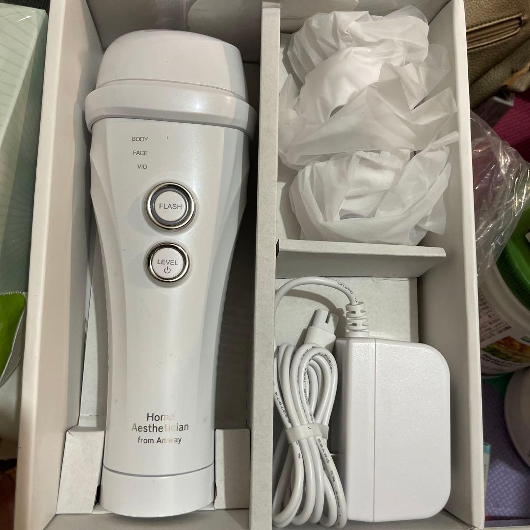 アムウェイ 光美容器  Aesthetician From Amway