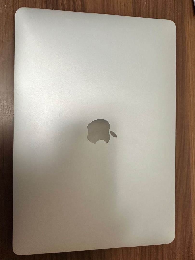 Apple MacBook Pro (2020) 13.3インチ