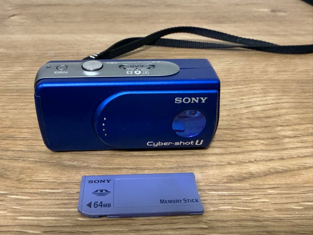 SONY Cyber-shot DSC-U30 メモリ付属
