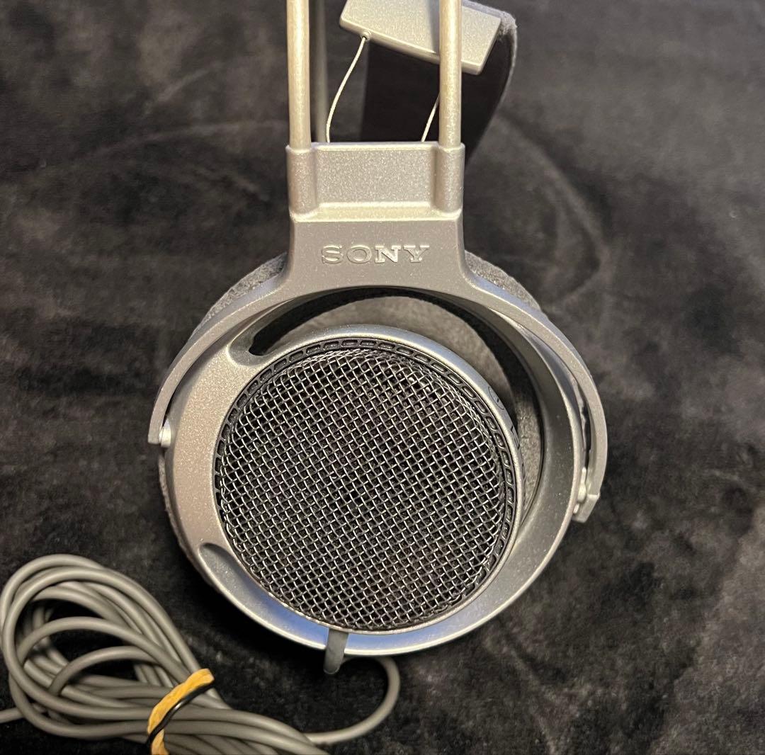 ヘッドホン SONY MDR-F1
