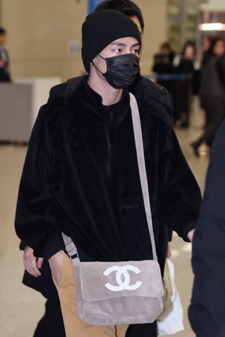 CHANEL ピンク ショルダーバッグ パイル生地　ノベルティ