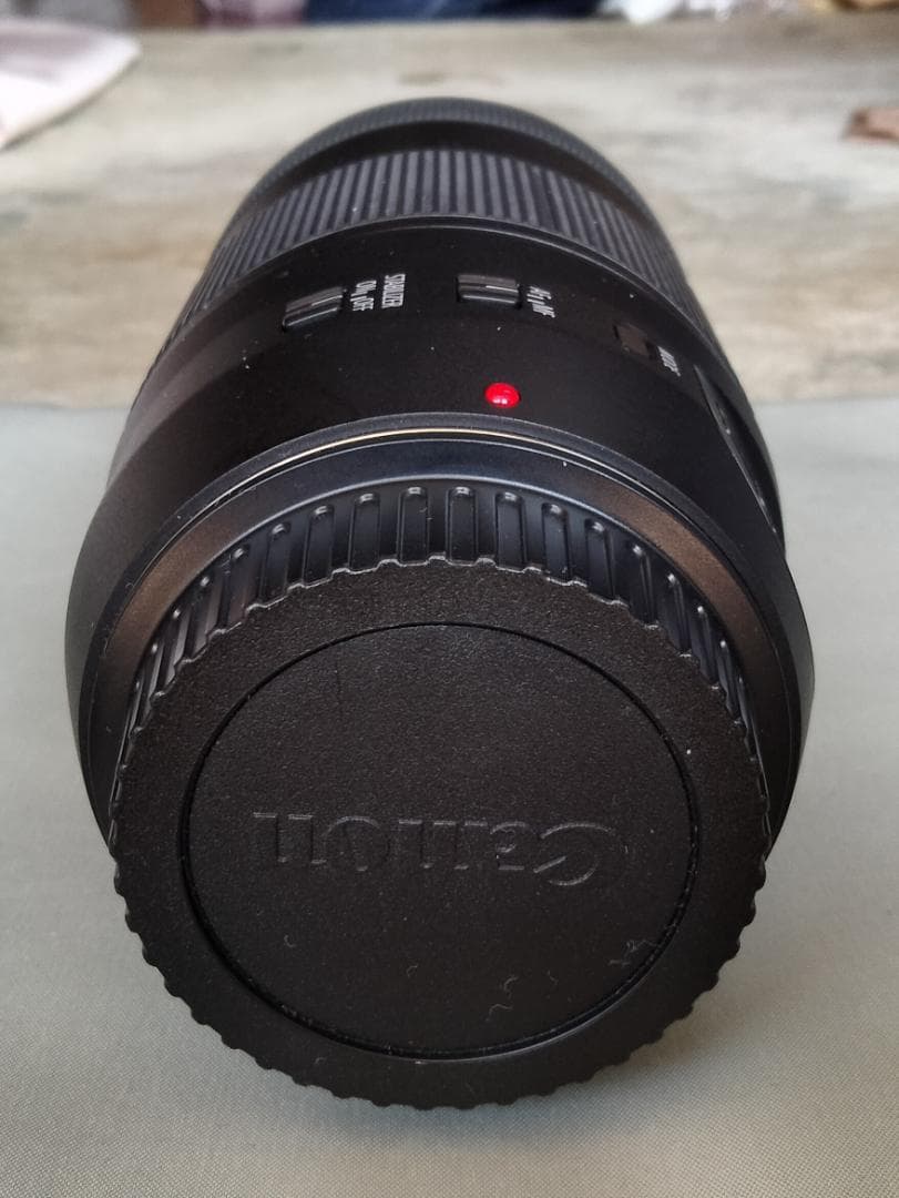 激安 良品 Canon EF70-300mm F4-5.6 IS II USM